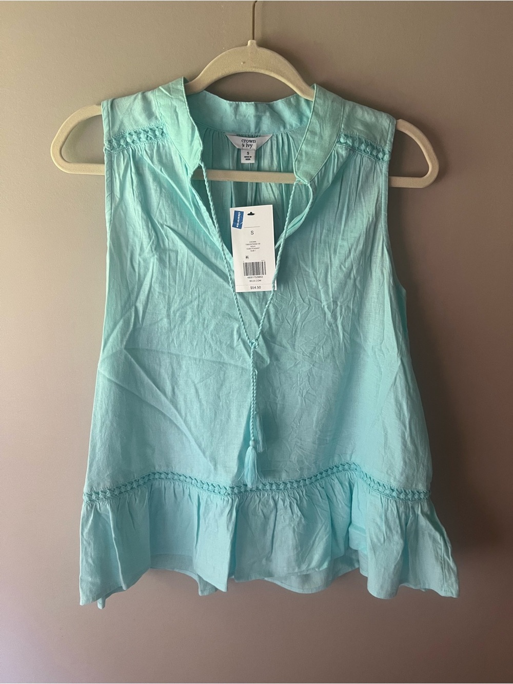 crown & ivy Light Mint Sleeveless Tassel Peasant Top